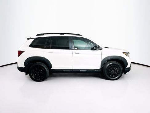 Used 2023 Honda Passport TrailSport image 10