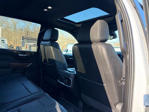 Used 2020 Chevrolet Silverado 2500 High Country w/ Z71 Off-Road Package image 47