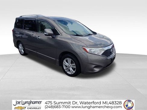 Used 2015 Nissan Quest SL w/ Tow Package FWD image 2