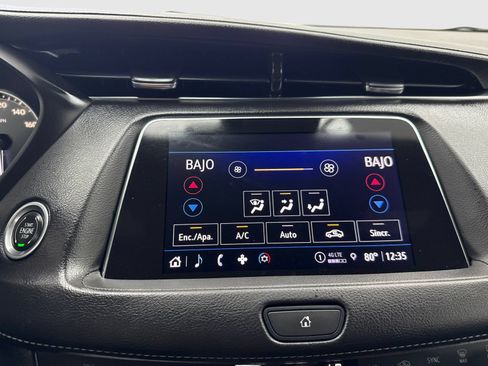 Used 2023 Cadillac XT4 Premium Luxury FWD image 27