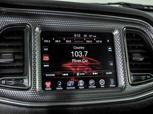 Used 2015 Dodge Challenger SRT Hellcat image 28