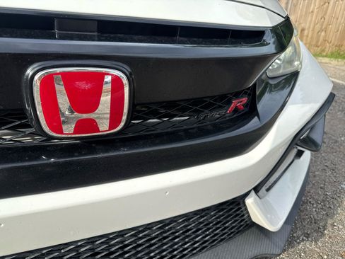Used 2019 Honda Civic Type R image 38