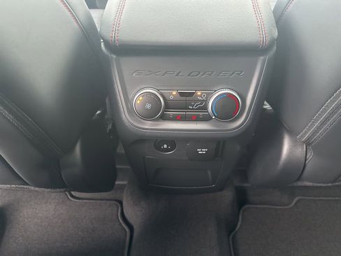 New 2026 Ford Explorer ST-Line w/ ST-Line Street Pack image 14