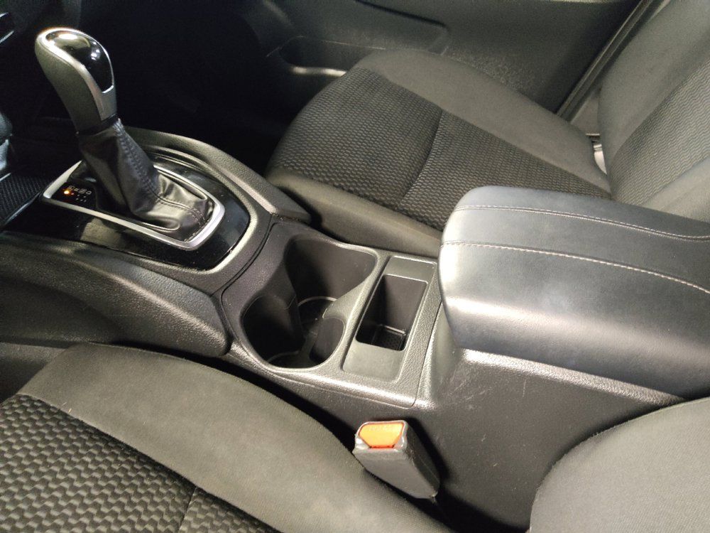 Used 2020 Nissan Rogue Sport S w/ Appearance Package FWD image 26