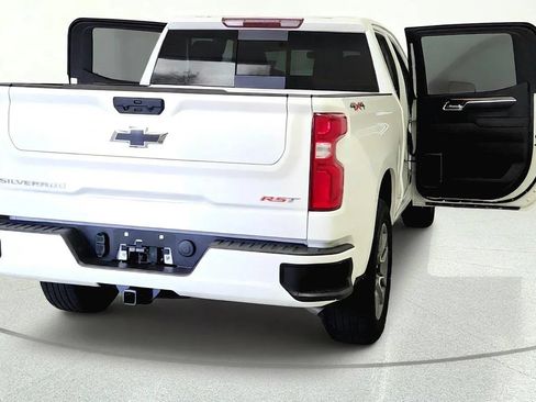 Used 2026 Chevrolet Silverado 1500 RST w/ Convenience Package II AWD/4WD image 11