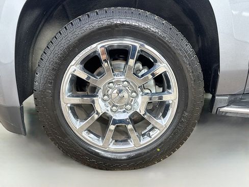 Used 2019 GMC Yukon Denali w/ Open Road Package AWD/4WD image 41