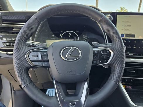 Used 2025 Lexus TX 500h AWD w/ Technology Package image 19