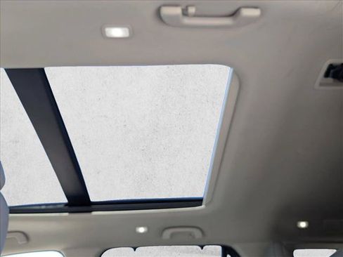 Used 2023 Honda Pilot Touring image 20