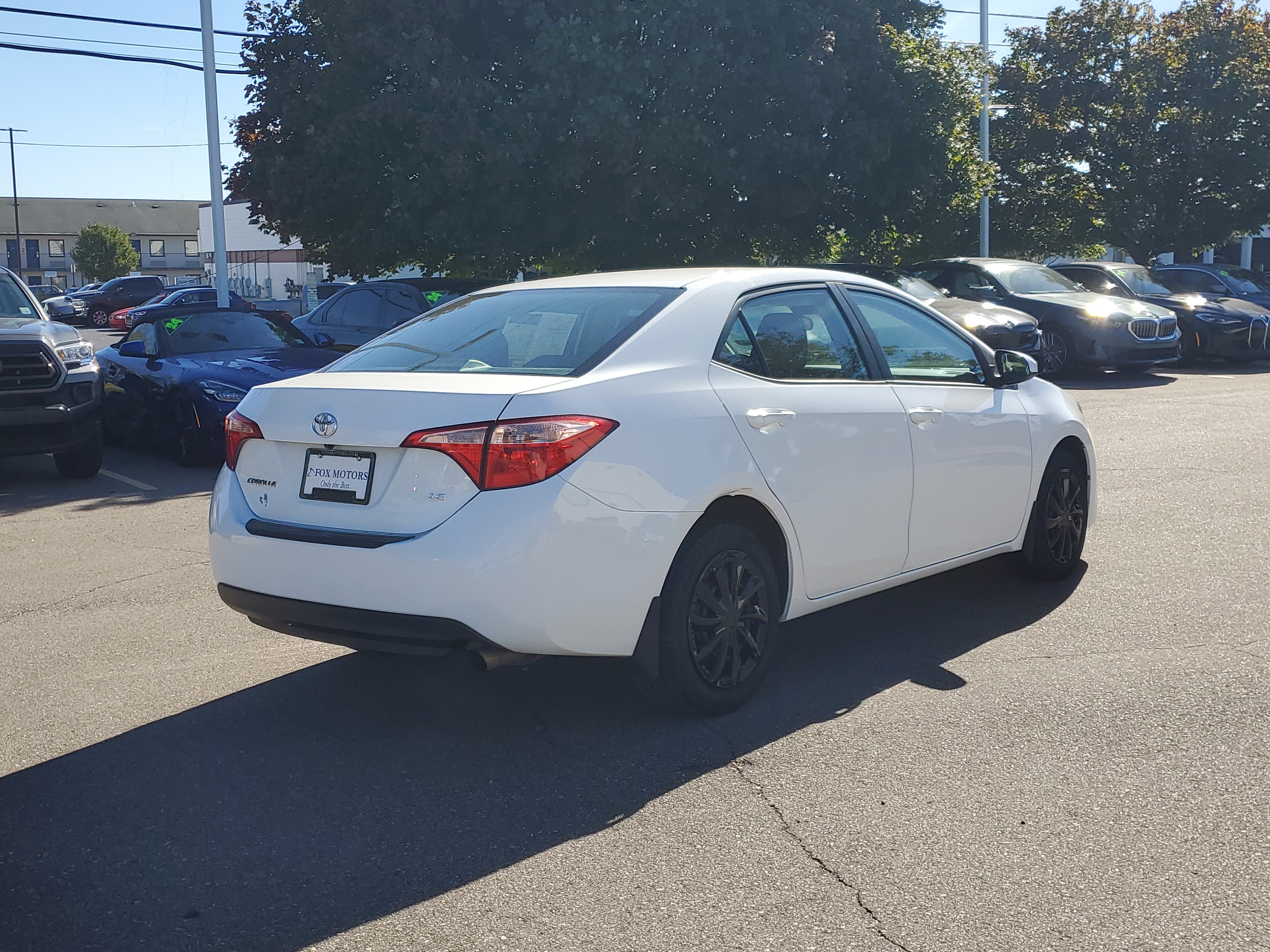 Used 2018 Toyota Corolla LE FWD image 5