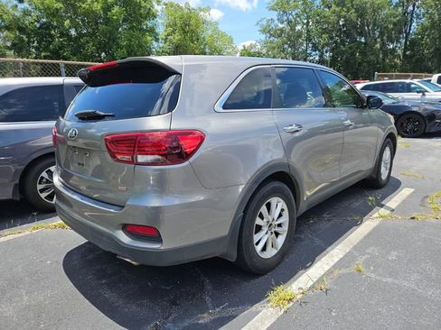 Used 2019 Kia Sorento FWD image 8