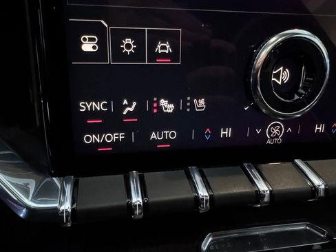 Certified 2024 GMC Acadia Denali w/ Super Cruise Package image 24