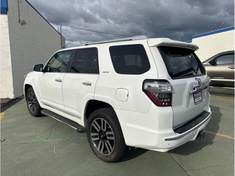 Used 2015 Toyota 4Runner Limited AWD/4WD image 12