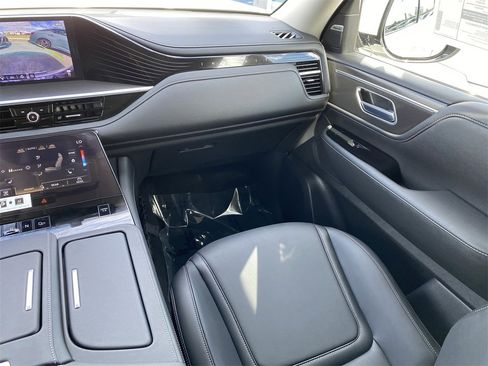 New 2026 INFINITI QX80 Pure w/ Cargo Package image 19