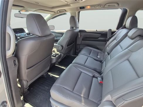 Used 2013 Honda Odyssey EX-L image 21