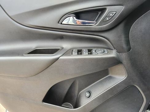 Used 2021 Chevrolet Equinox LT AWD/4WD image 25