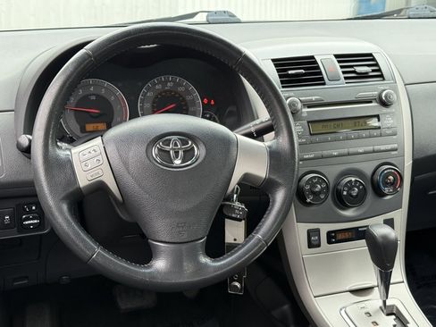 Used 2010 Toyota Corolla S image 27