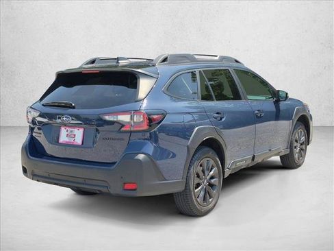 Certified 2025 Subaru Outback Onyx Edition AWD/4WD image 7
