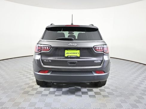 Used 2023 Jeep Compass Latitude w/ Convenience Group AWD/4WD image 5