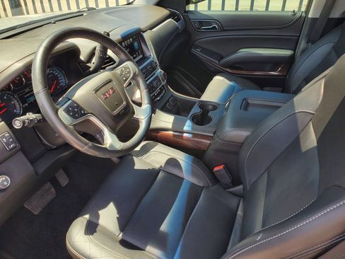 Used 2018 GMC Yukon SLT AWD/4WD image 21