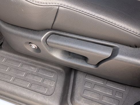 Used 2022 Honda Pilot Touring image 15