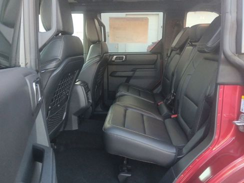 New 2025 Ford Bronco Badlands image 30