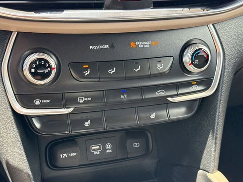 Used 2020 Hyundai Santa Fe SEL w/ Cargo Package image 22