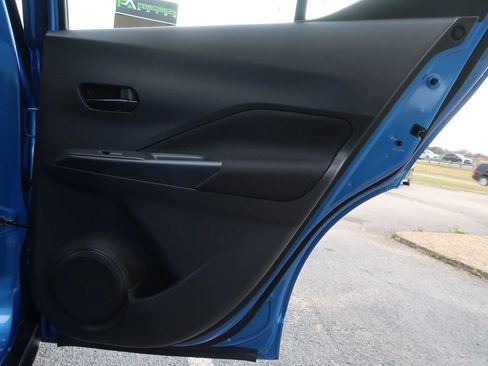 Used 2024 Nissan Kicks S image 43