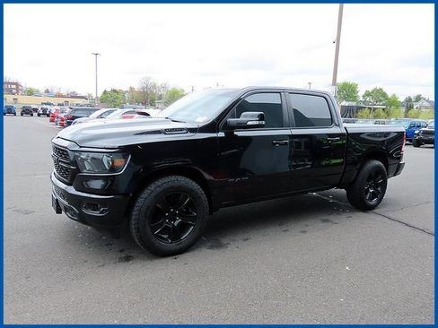 Used 2022 RAM 1500 Big Horn AWD/4WD image 3