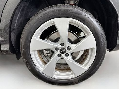 Used 2025 Audi Q5 Premium Plus image 31