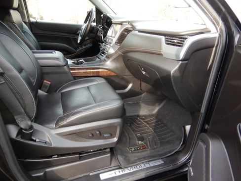 Used 2020 Chevrolet Tahoe LT image 22