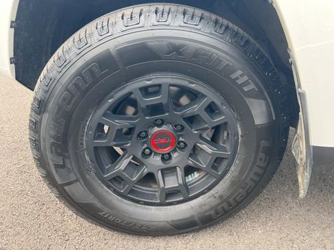 Used 2022 Toyota 4Runner TRD Off-Road Premium w/ TRD Black Wheel Package (TMS) AWD/4WD image 39