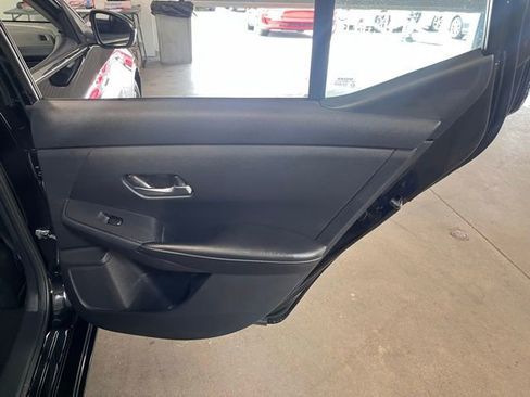 Used 2022 Nissan Sentra SV image 15