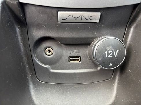 Used 2019 Ford Fiesta SE image 25