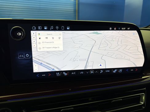 Used 2024 Chevrolet Traverse RS w/ LPO, Floor Liner Package image 20