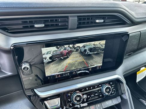 New 2026 GMC Sierra 1500 Denali w/ Denali Reserve Package AWD/4WD image 29