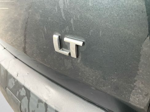 Used 2019 Chevrolet Traverse LT FWD image 16