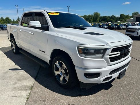 Used 2020 RAM 1500 Sport w/ Level 2 Equipment Goup w/2_L AWD/4WD image 3