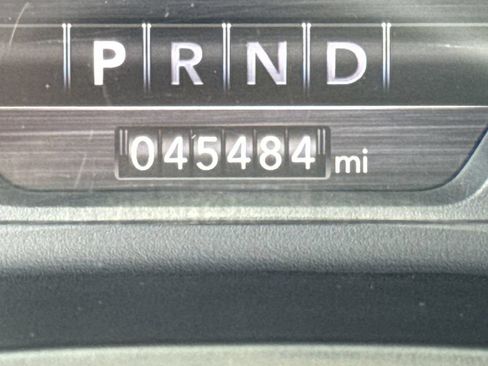 Used 2022 RAM 1500 Laramie AWD/4WD image 47