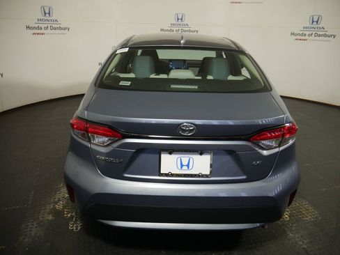 Used 2020 Toyota Corolla LE image 5