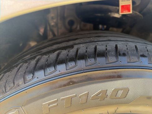 Used 2025 Toyota Camry LE image 10