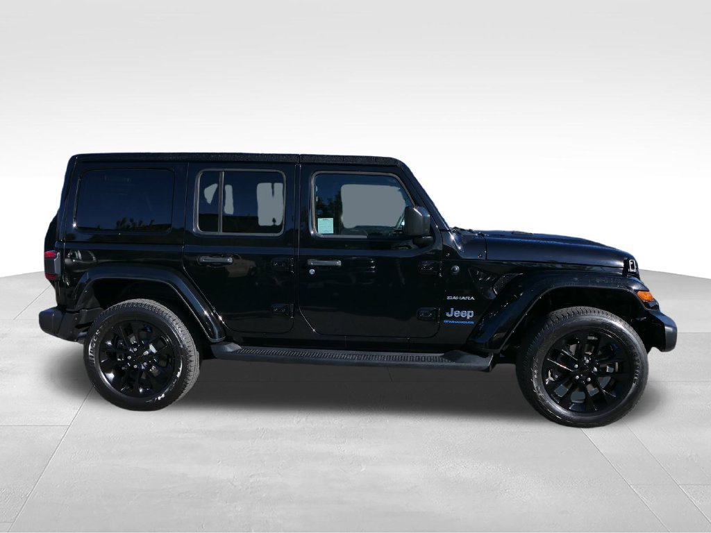 Certified 2023 Jeep Wrangler Unlimited Sahara w/ Cold Weather Group AWD/4WD image 2