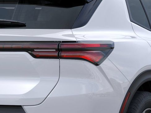 New 2026 Chevrolet Equinox EV LT FWD image 11