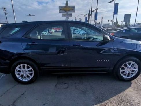 Certified 2023 Chevrolet Equinox LS image 9