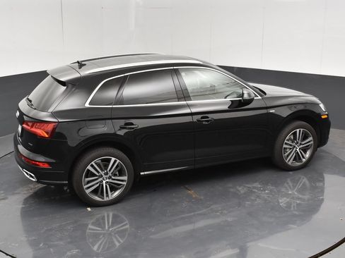 Used 2020 Audi Q5 e Prestige w/ Prestige Package AWD/4WD image 30