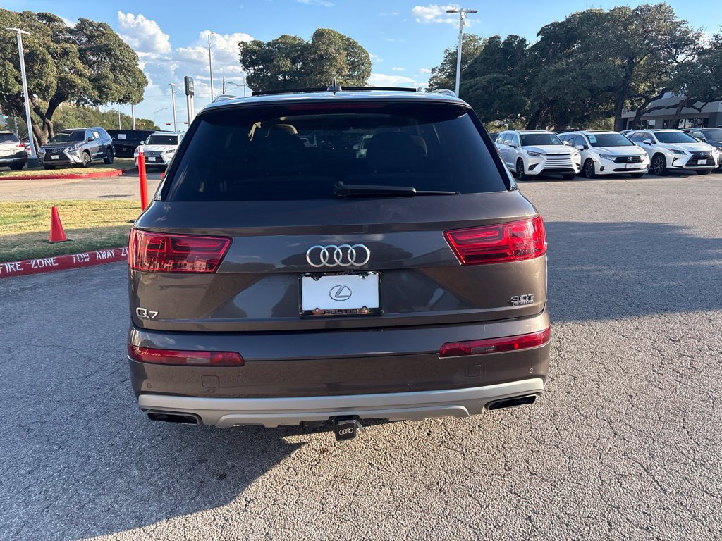 Used 2018 Audi Q7 3.0T Prestige w/ Prestige Package AWD/4WD image 4