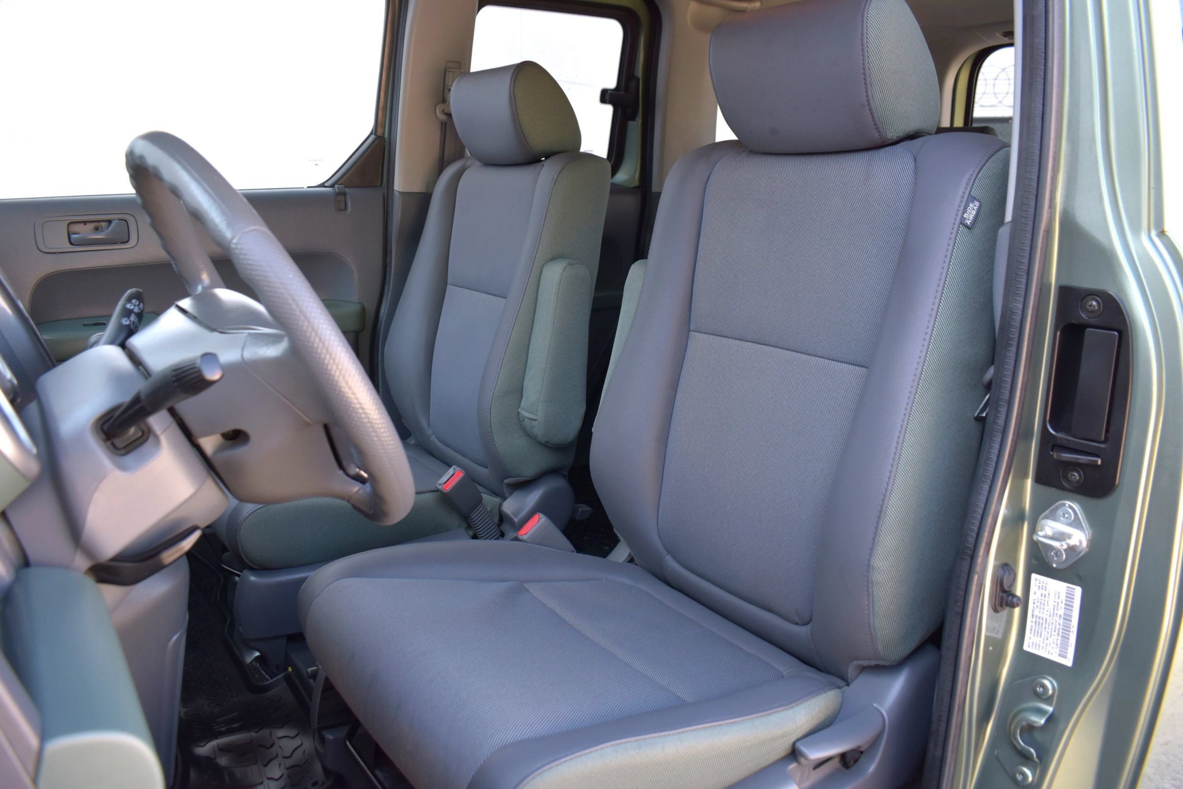Used 2005 Honda Element EX image 11