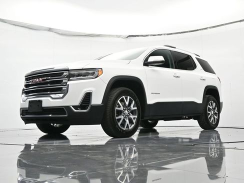 Used 2023 GMC Acadia SLT image 17