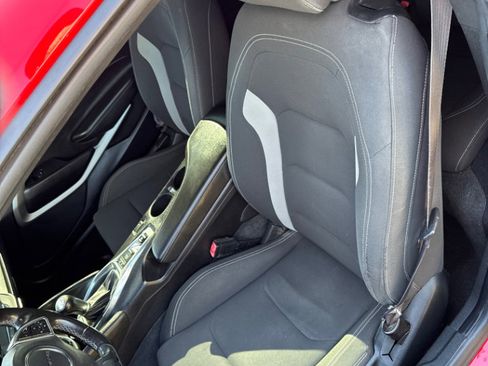 Used 2016 Chevrolet Camaro LT image 14