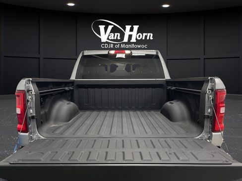 Used 2025 RAM 1500 Big Horn AWD/4WD image 26