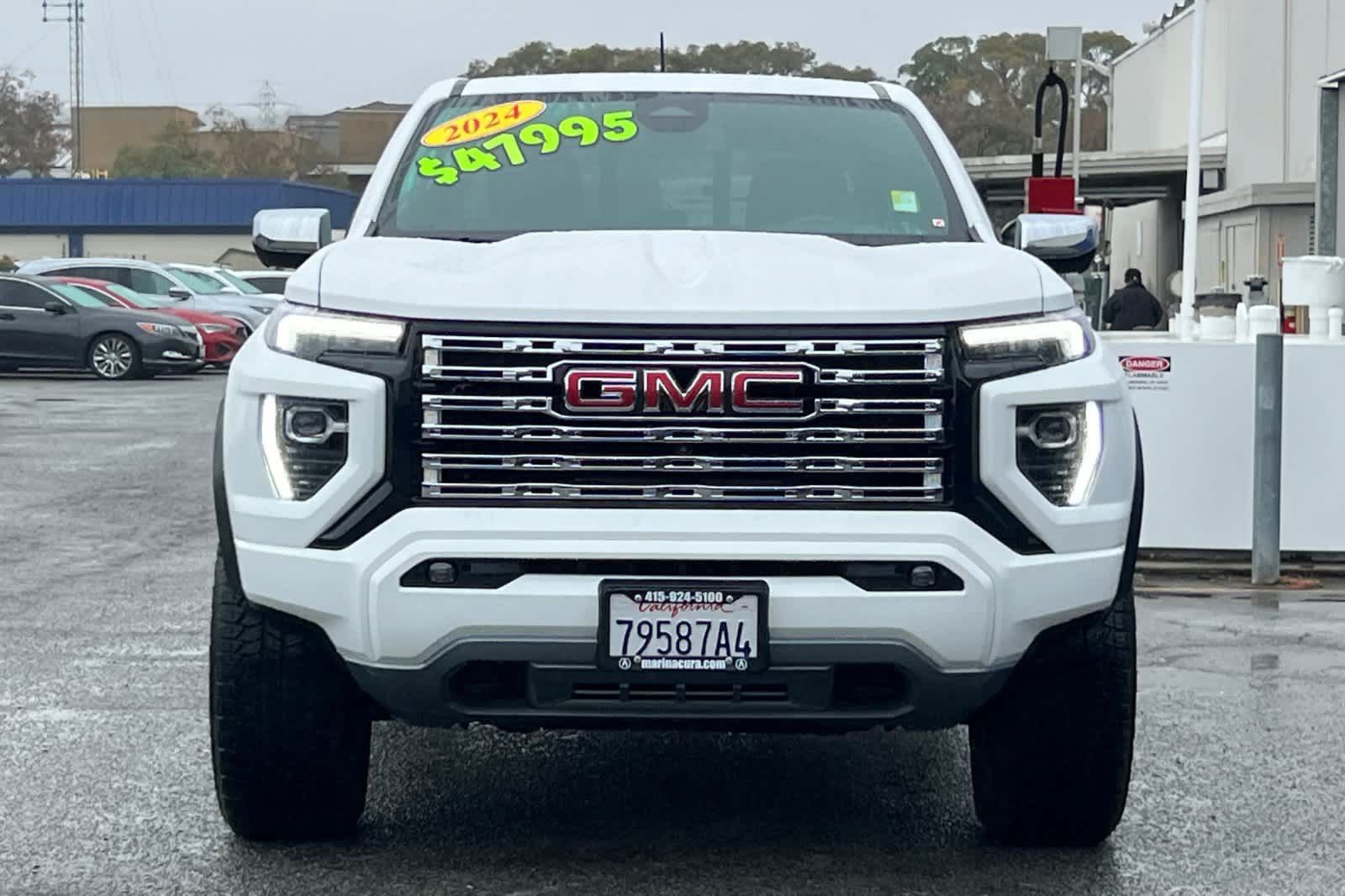 Used 2024 GMC Canyon Denali AWD/4WD image 15
